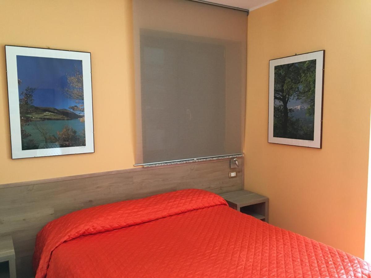 Il Villino Agriturismo B&B Belforte del Chienti ภายนอก รูปภาพ