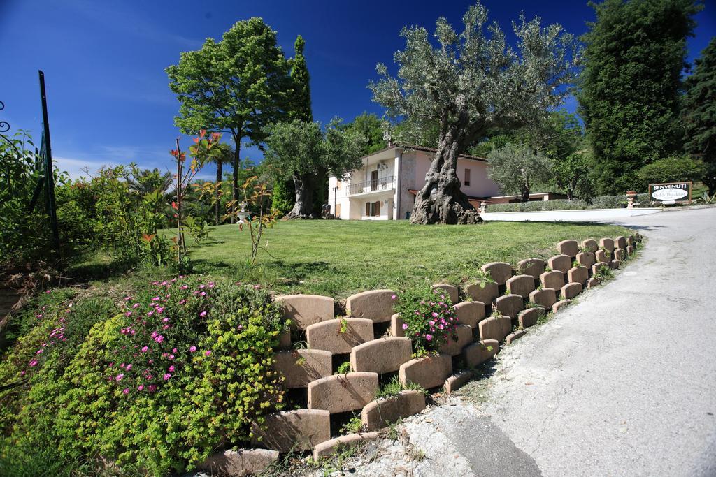 Il Villino Agriturismo B&B Belforte del Chienti ภายนอก รูปภาพ